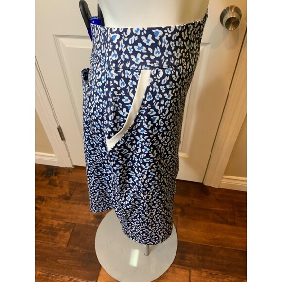 Belyn Key Navy Blue & White Animal Print Golf Skort, Size S, NWT! $108 - Picture 3 of 7